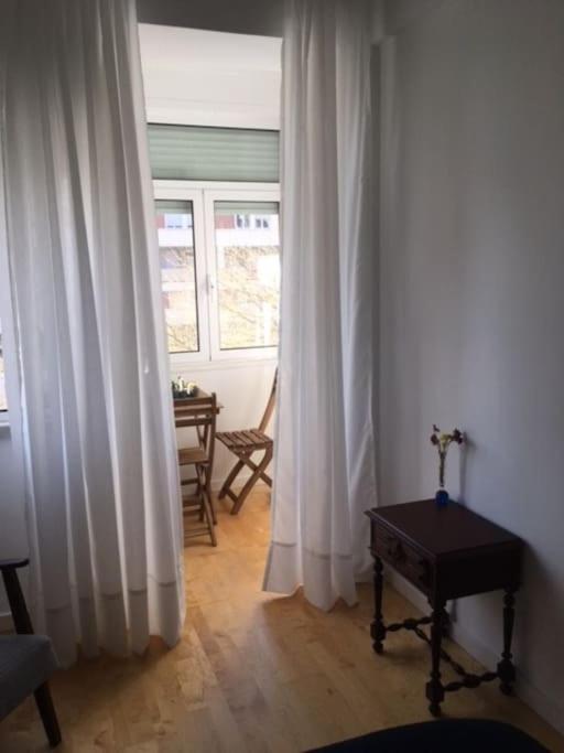 Charming Suite Private Wc & Balcony リスボン エクステリア 写真